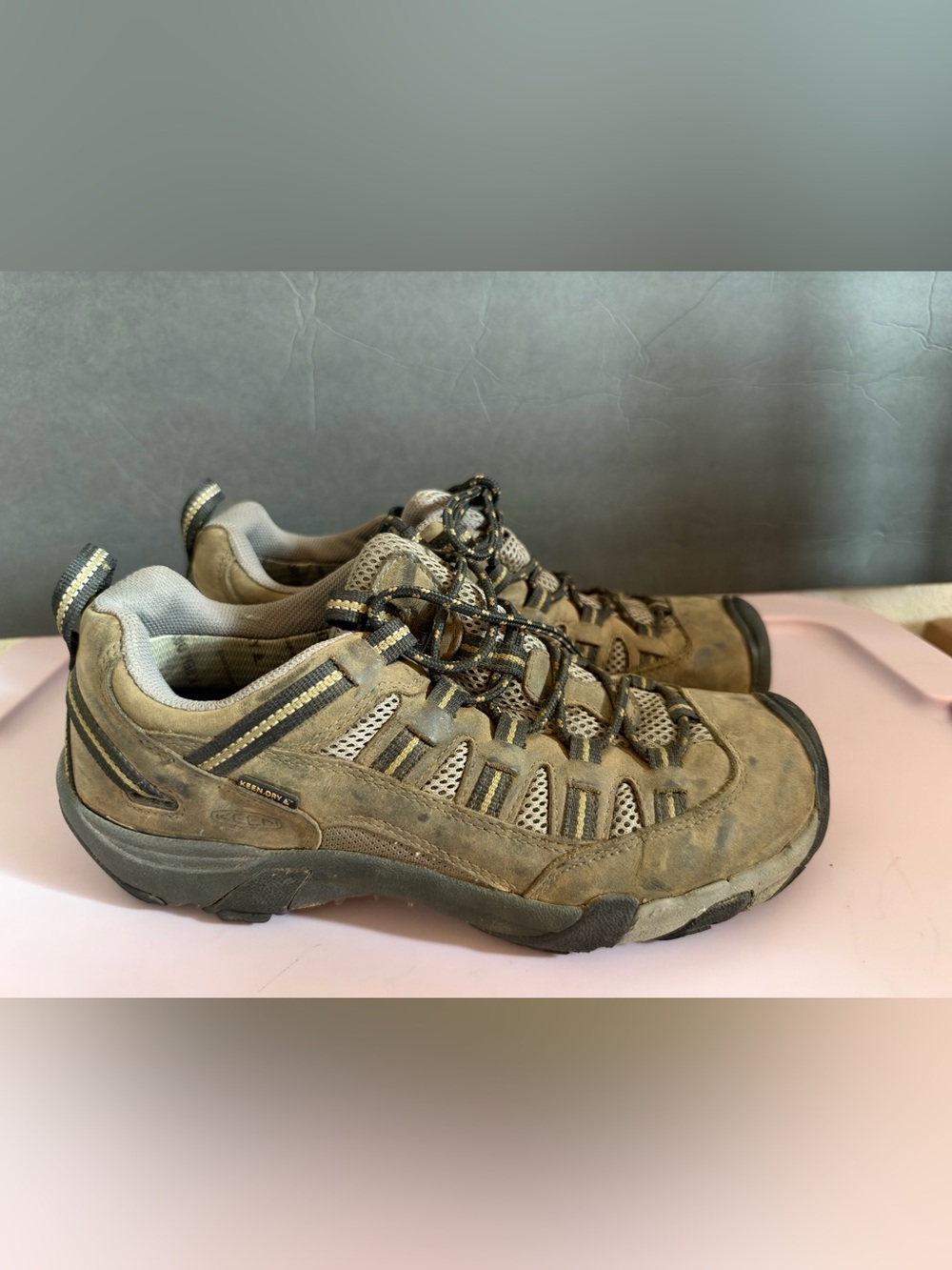 Keen - Men's hiking outdoor sneakers - size 11